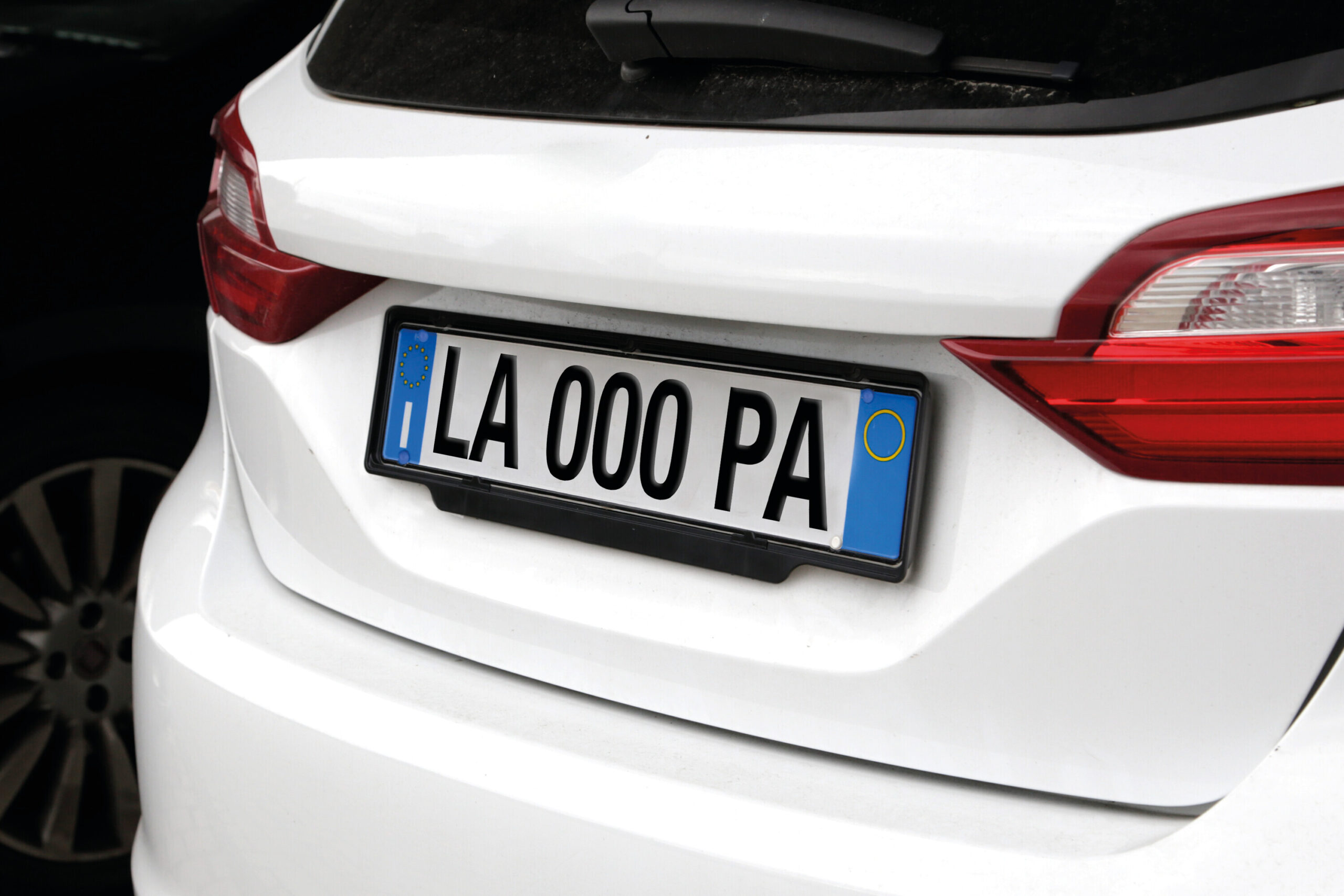 Portatarga posteriore Europeo universale - immagine 3