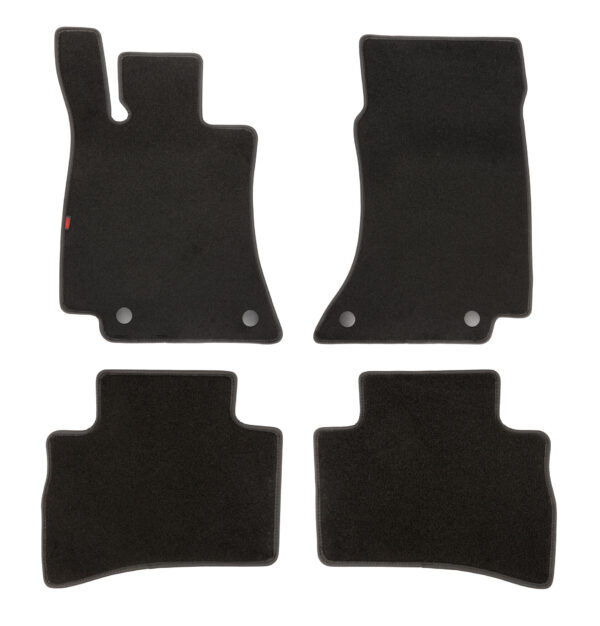 Set tappeti su misura in moquette - compatibile per  Mercedes Classe E 4p (11/23>) anche Phev