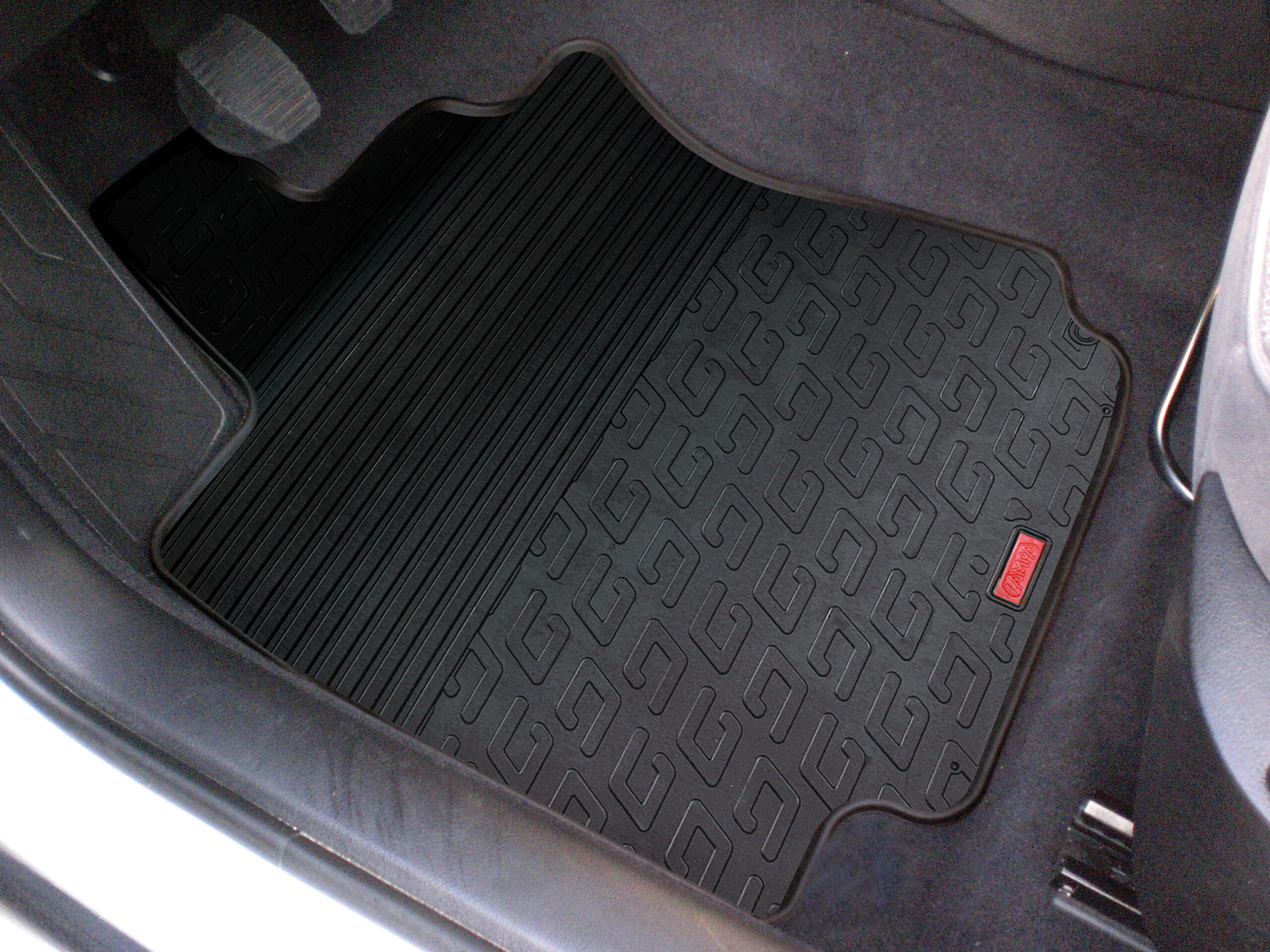 Set tappeti su misura in gomma - compatibile per Renault Clio III 3p (10/05>01/13) - Renault Clio III 5p (10/05>01/13) - Renault Clio III Sportour (02/08>08/13) - immagine 2