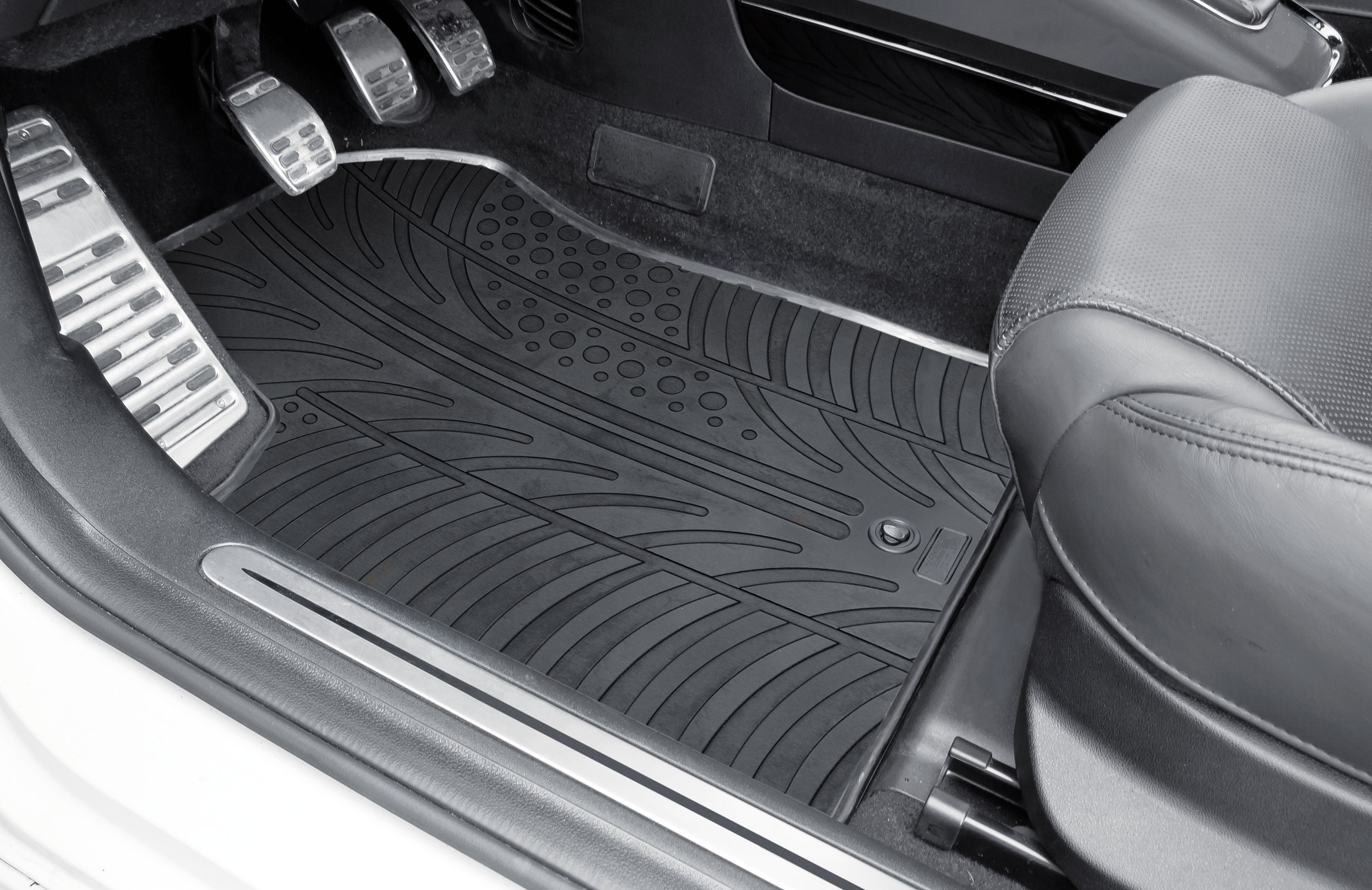 Set tappeti su misura in gomma - compatibile per Alfa Romeo Giulietta (04/10>04/21) - immagine 3