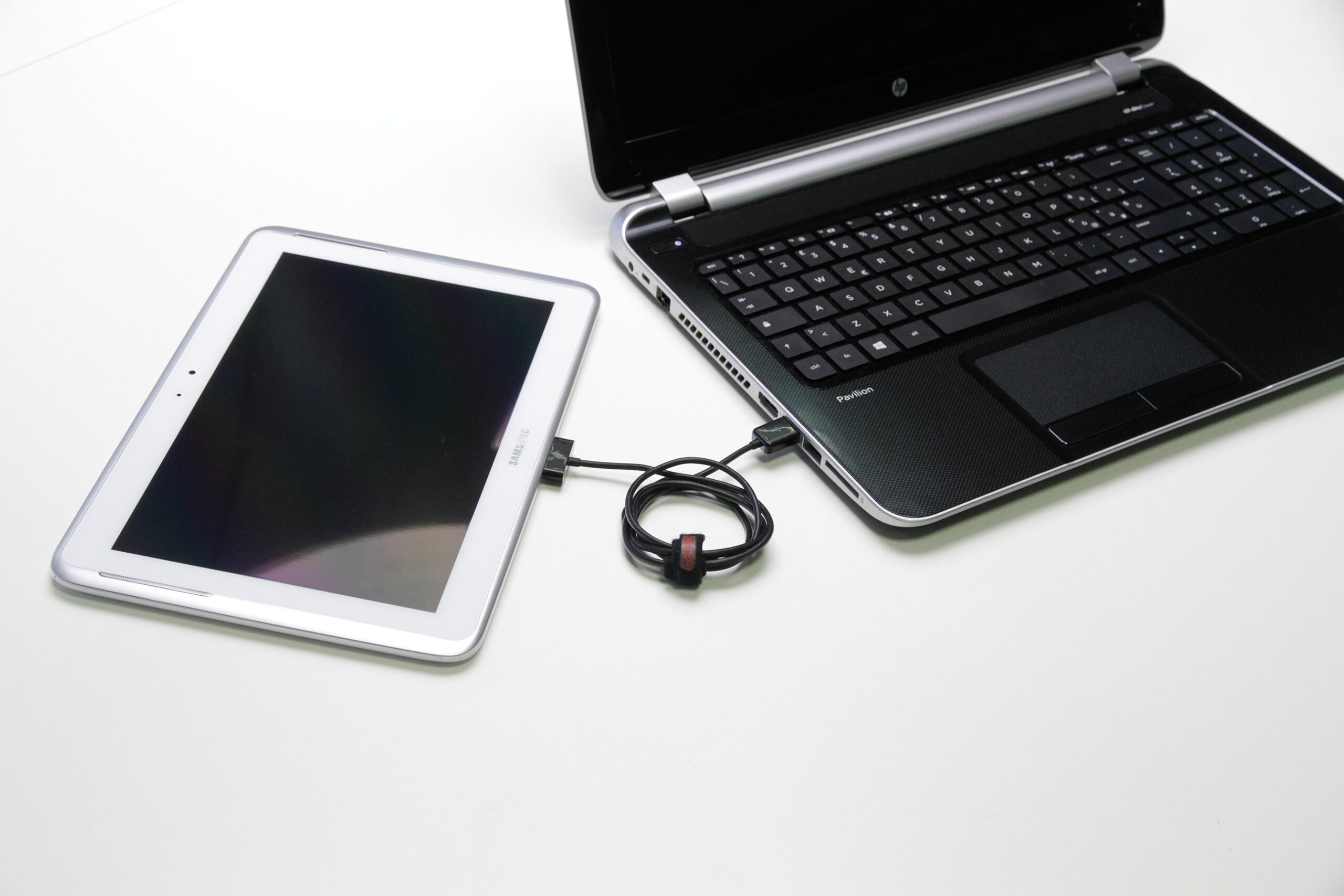 Cavo Usb > Samsung Dock 30 Pin - 100 cm - Nero - immagine 4