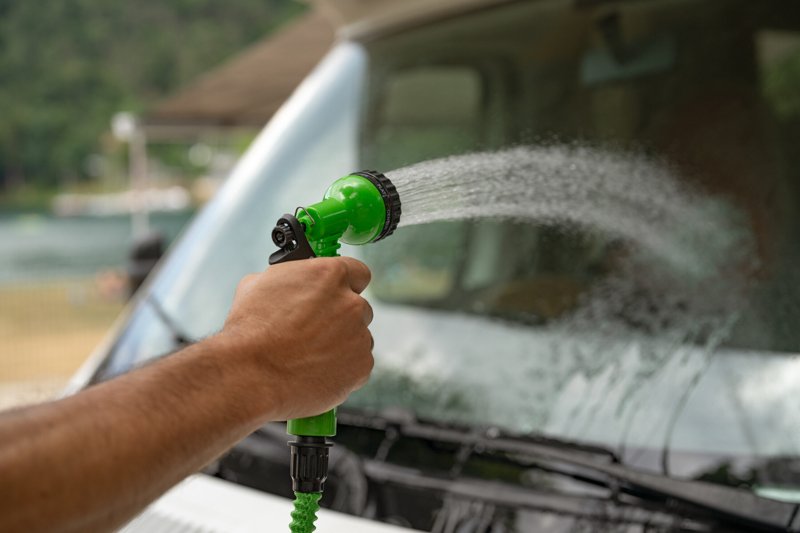 Aquarover, secchio pieghevole con pompa a batteria ricaricabile - 15 L - immagine 11