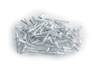 Aluminium Rivets, set 50 rivetti Graf per portatarga - Argento