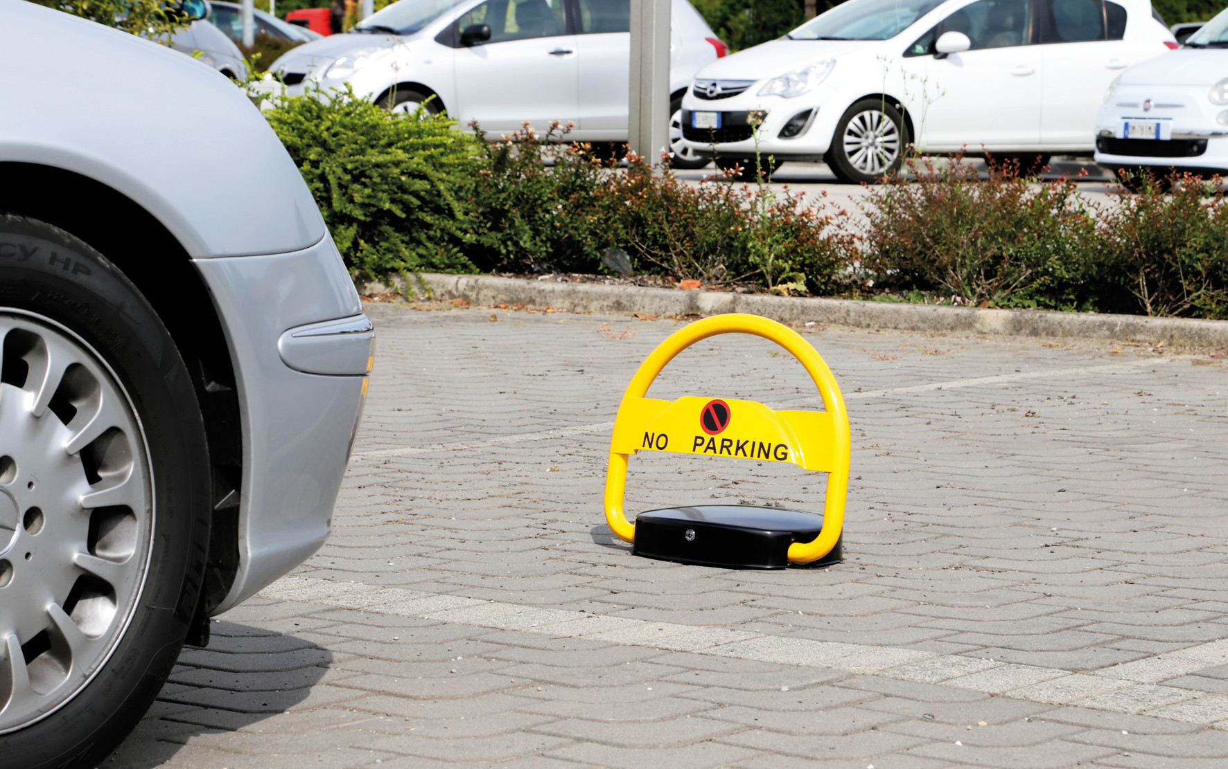 Barriera di parcheggio automatica con telecomando - Batteria 10 Barriera di parcheggio automatica con telecomando - Batteria - immagine 10