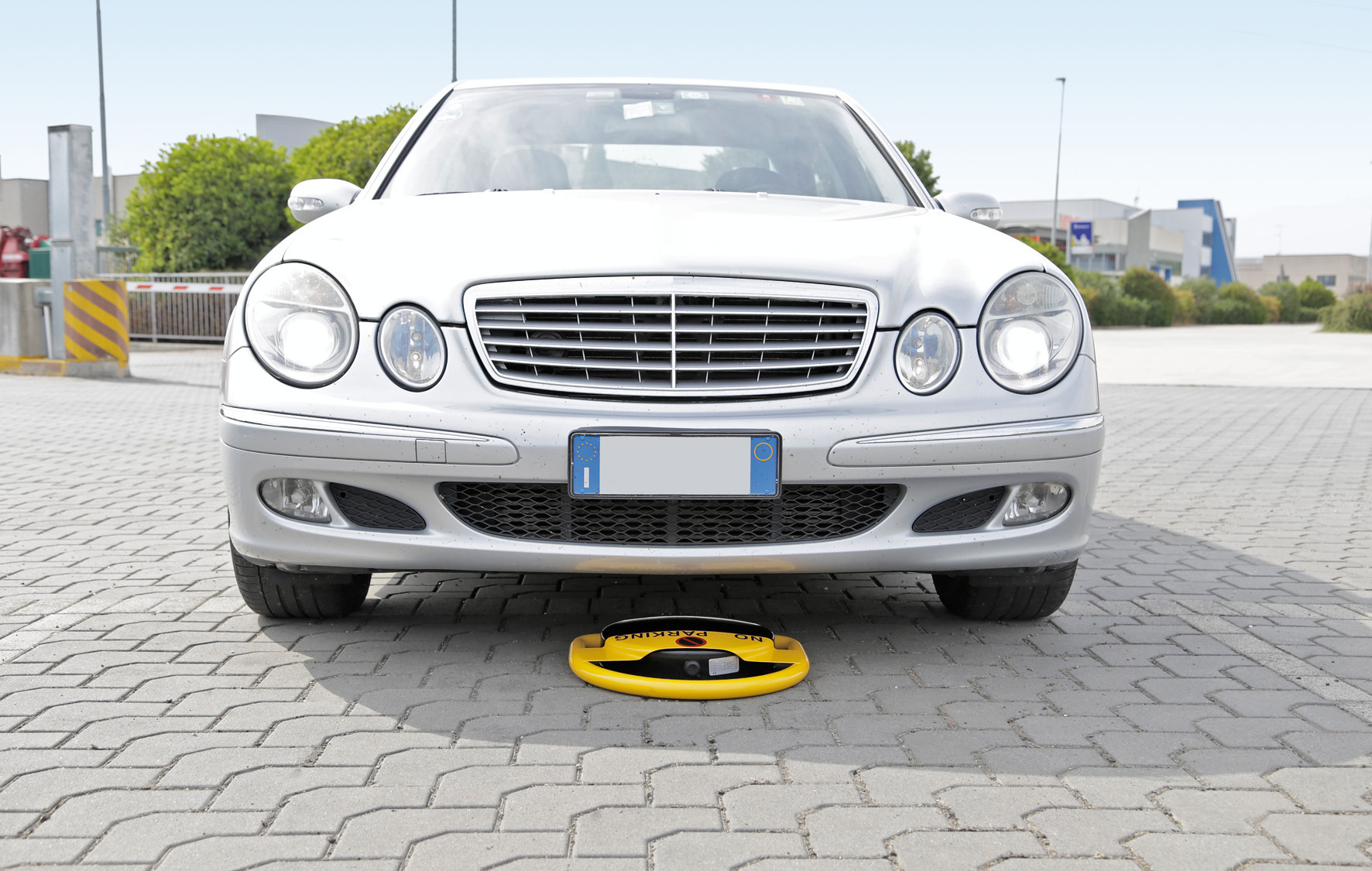 Barriera di parcheggio automatica con telecomando - Batteria 11 Barriera di parcheggio automatica con telecomando - Batteria - immagine 11