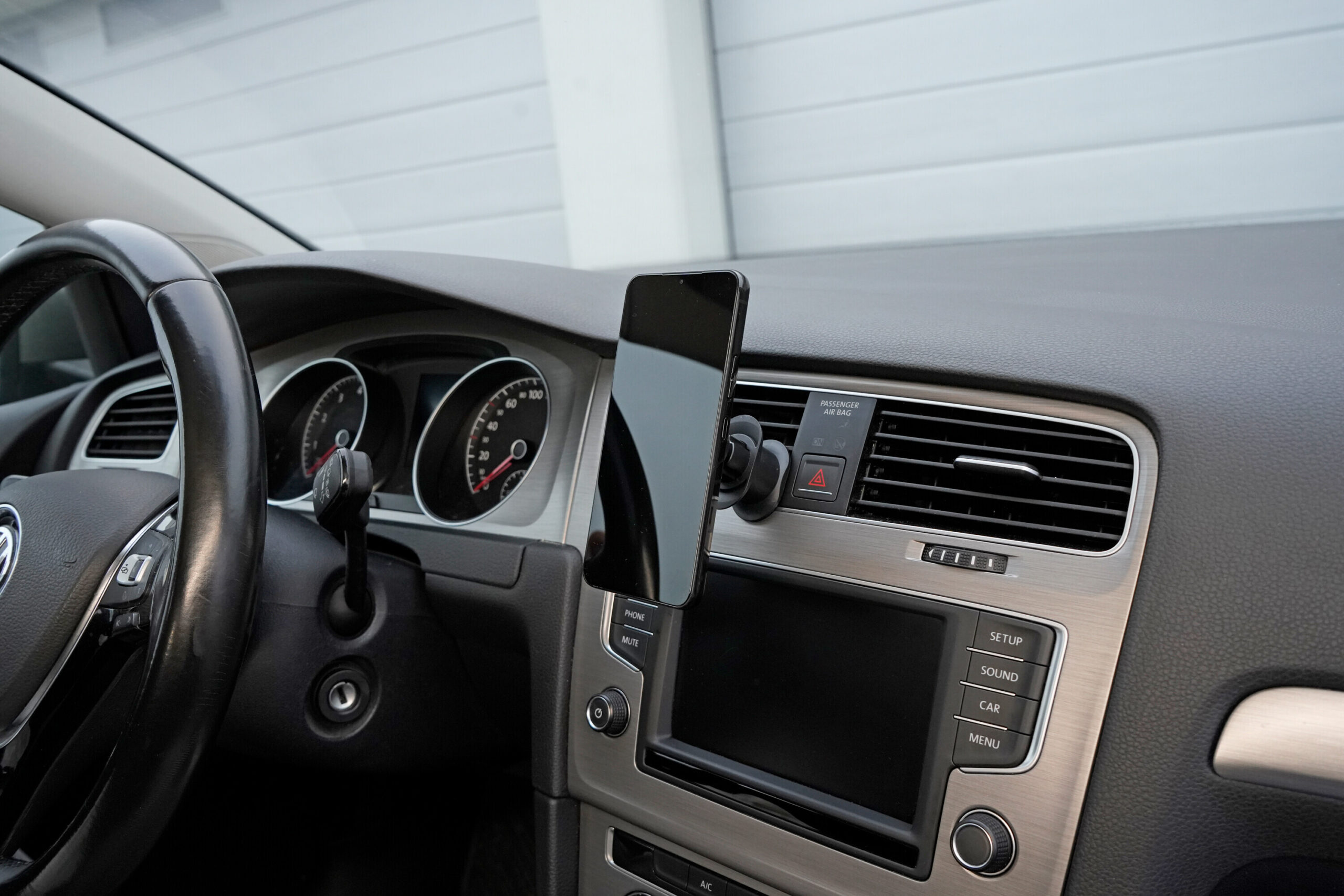 Magneto Plus, porta telefono magnetico a clip - immagine 5