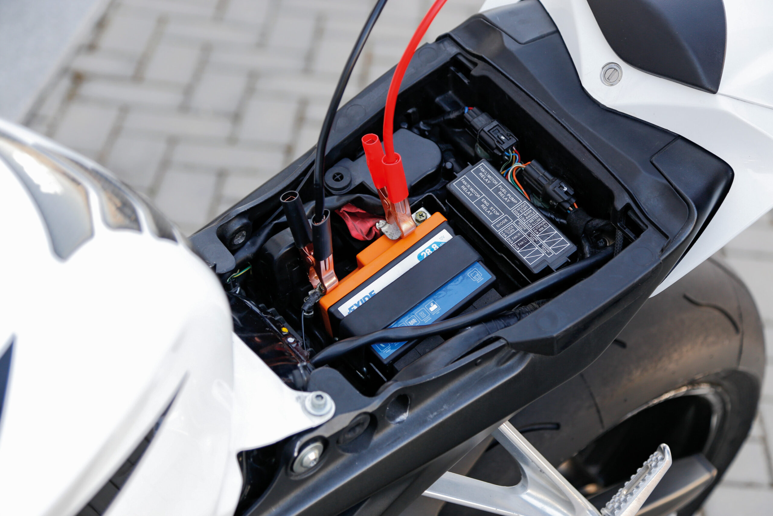 Cavi batteria moto - immagine 3