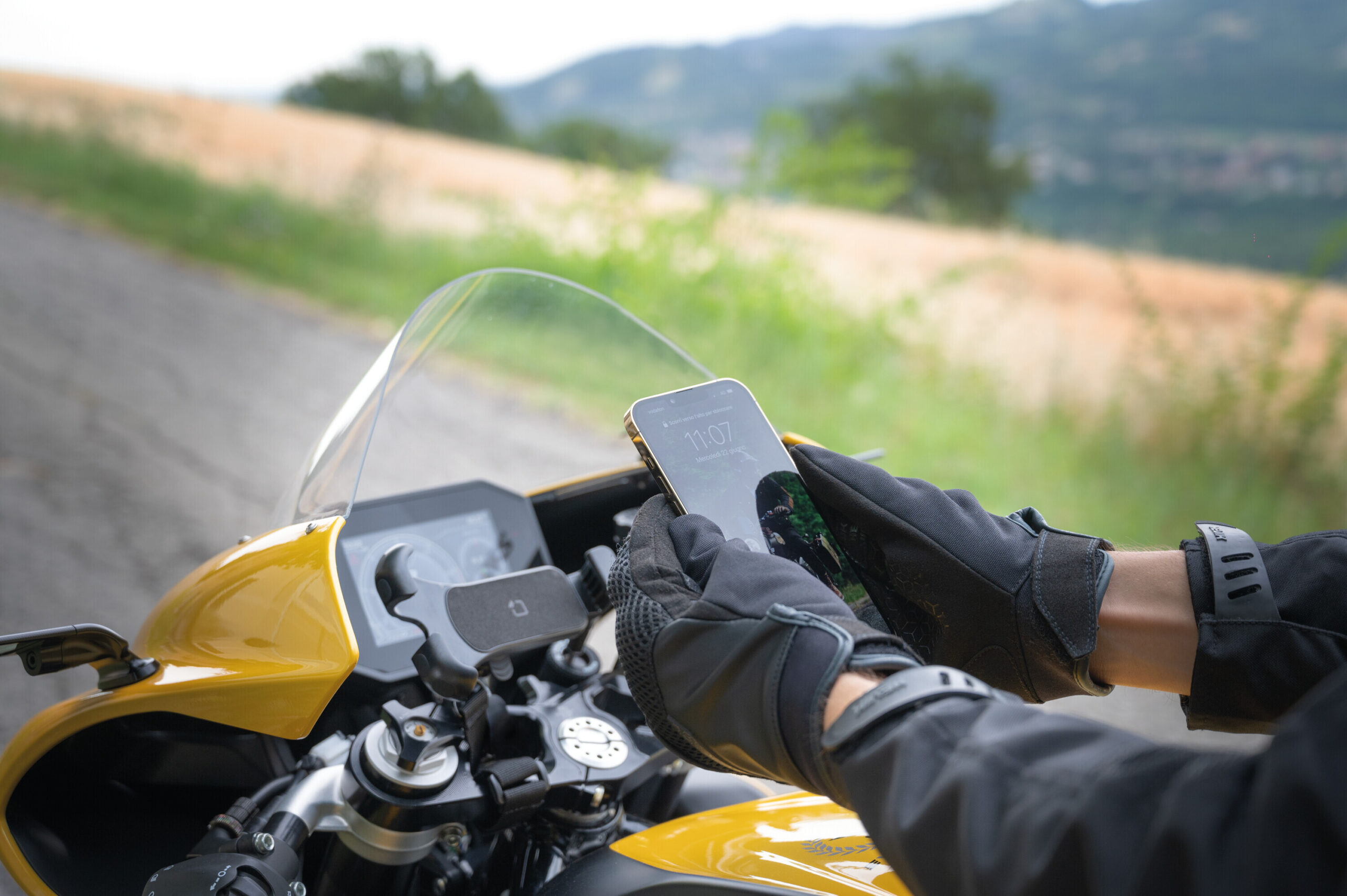 Case, porta smartphone universale - immagine 21