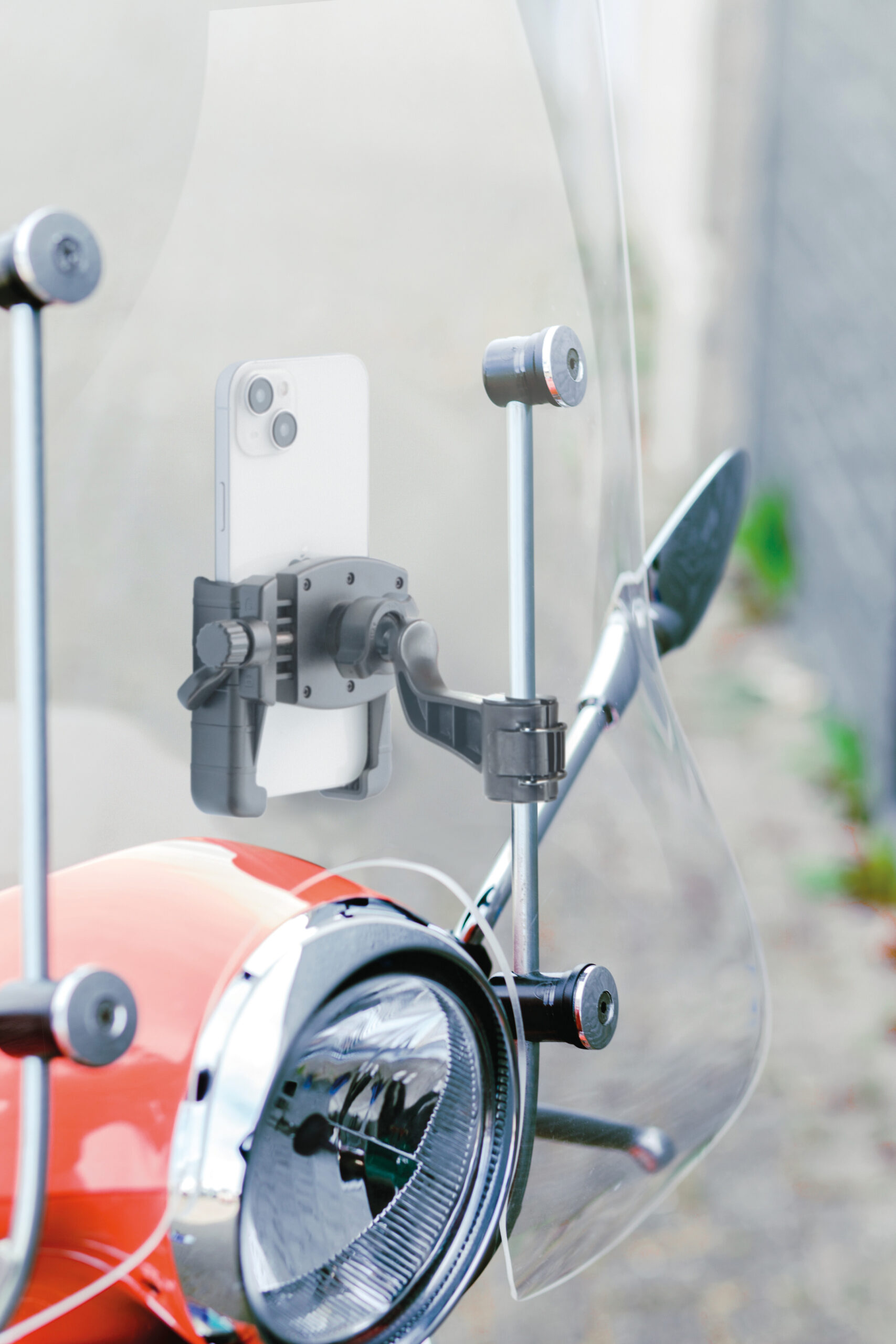 Smart Scooter Grip, porta telefono universale per scooter 5 Smart Scooter Grip, porta telefono universale per scooter - immagine 5