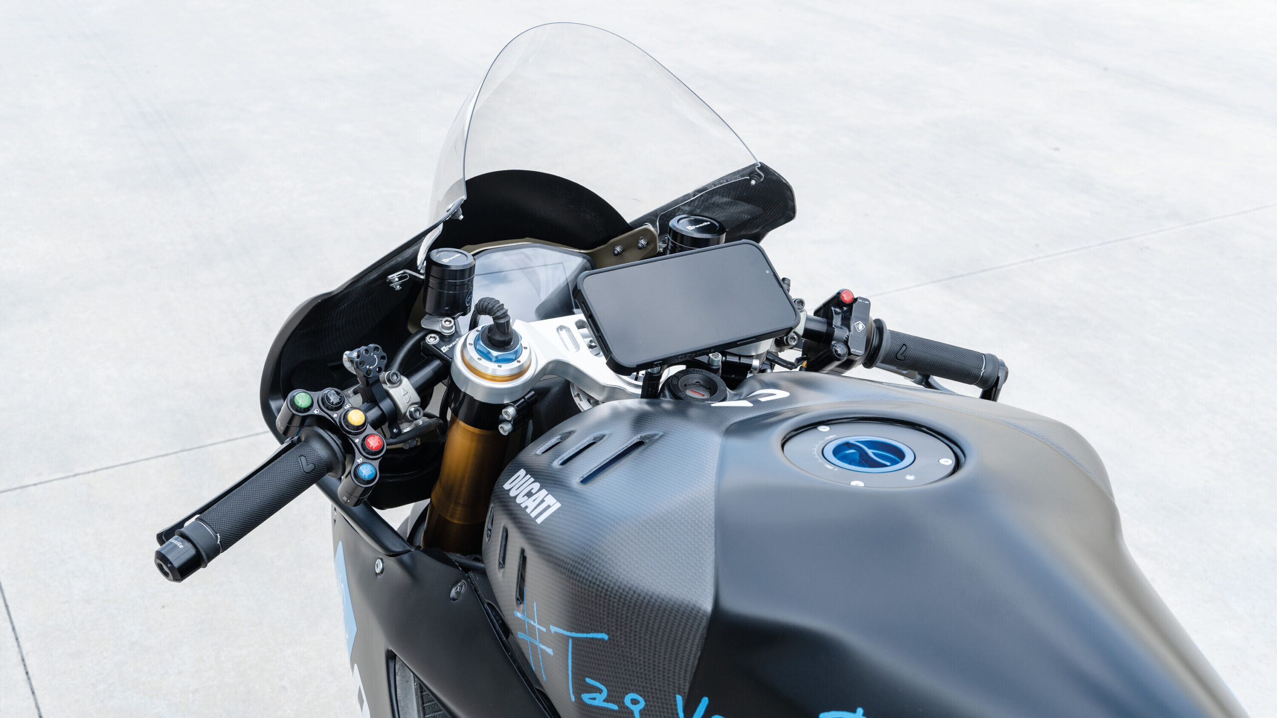 Panigale, attacco per blocchetto chiave compatibile con Ducati Panigale 899, 959, V2, 1199, 1299, V4 - immagine 7