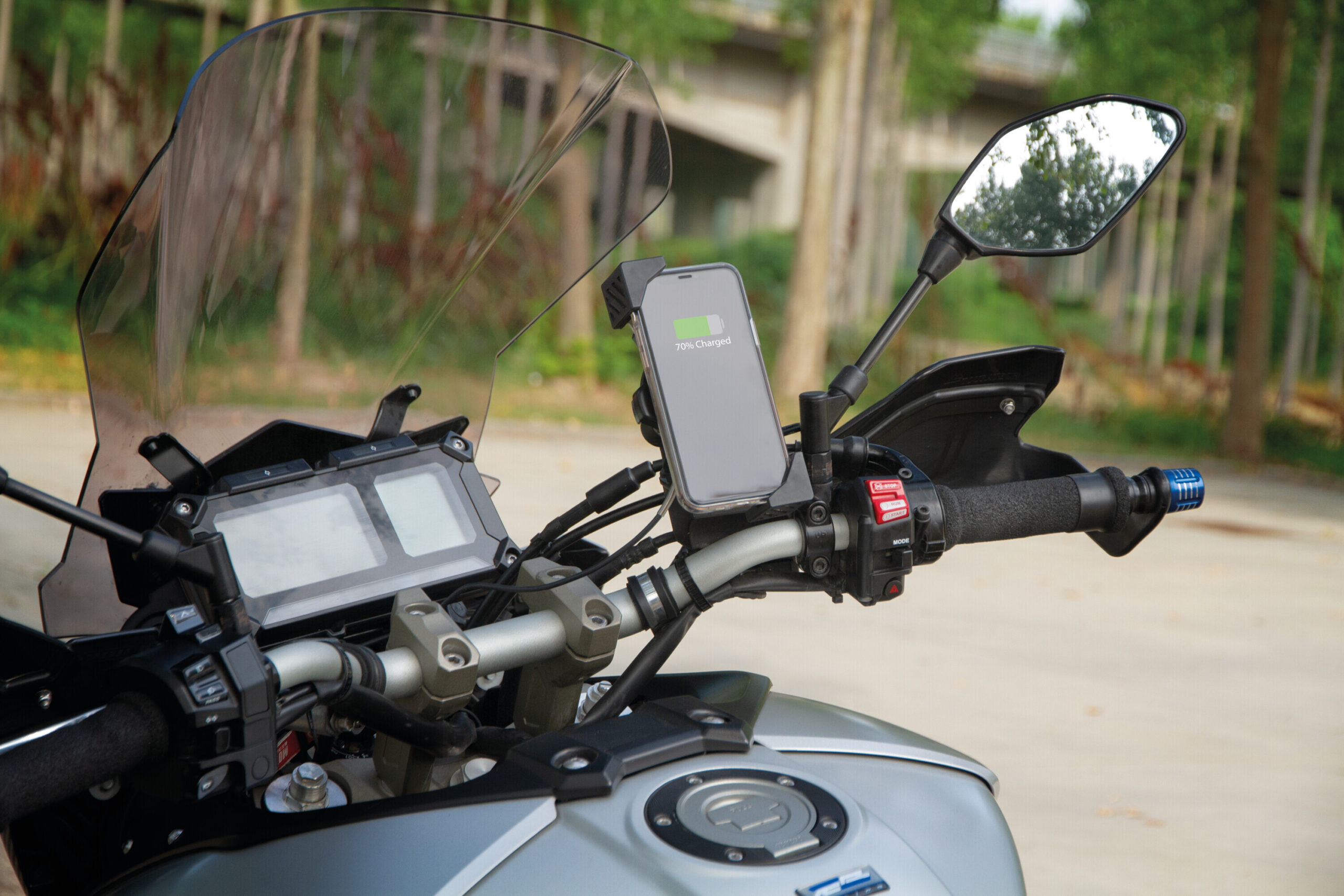 Chroma Wireless, porta smartphone universale ultra resistente con ricarica wireless - immagine 9