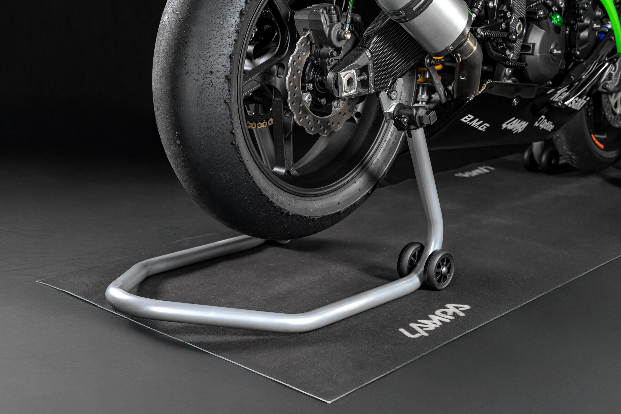 Cavalletto posteriore per moto - immagine 4