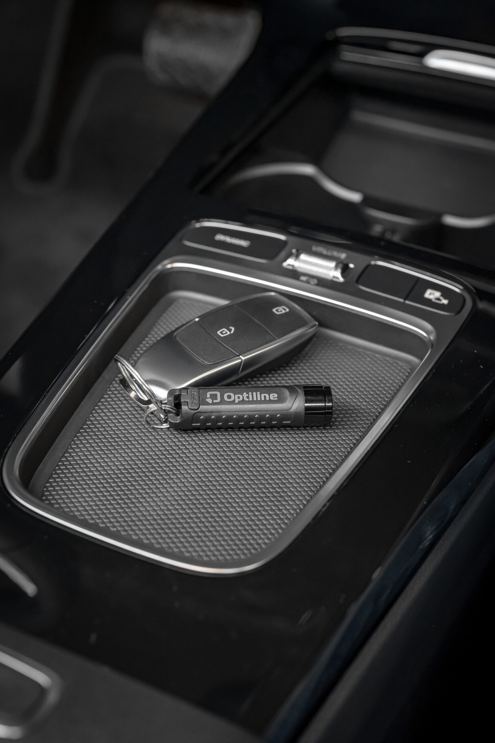 OptiTag Torch, torcia portachiavi con localizzatore integrato 20 OptiTag Torch, torcia portachiavi con localizzatore integrato - immagine 20