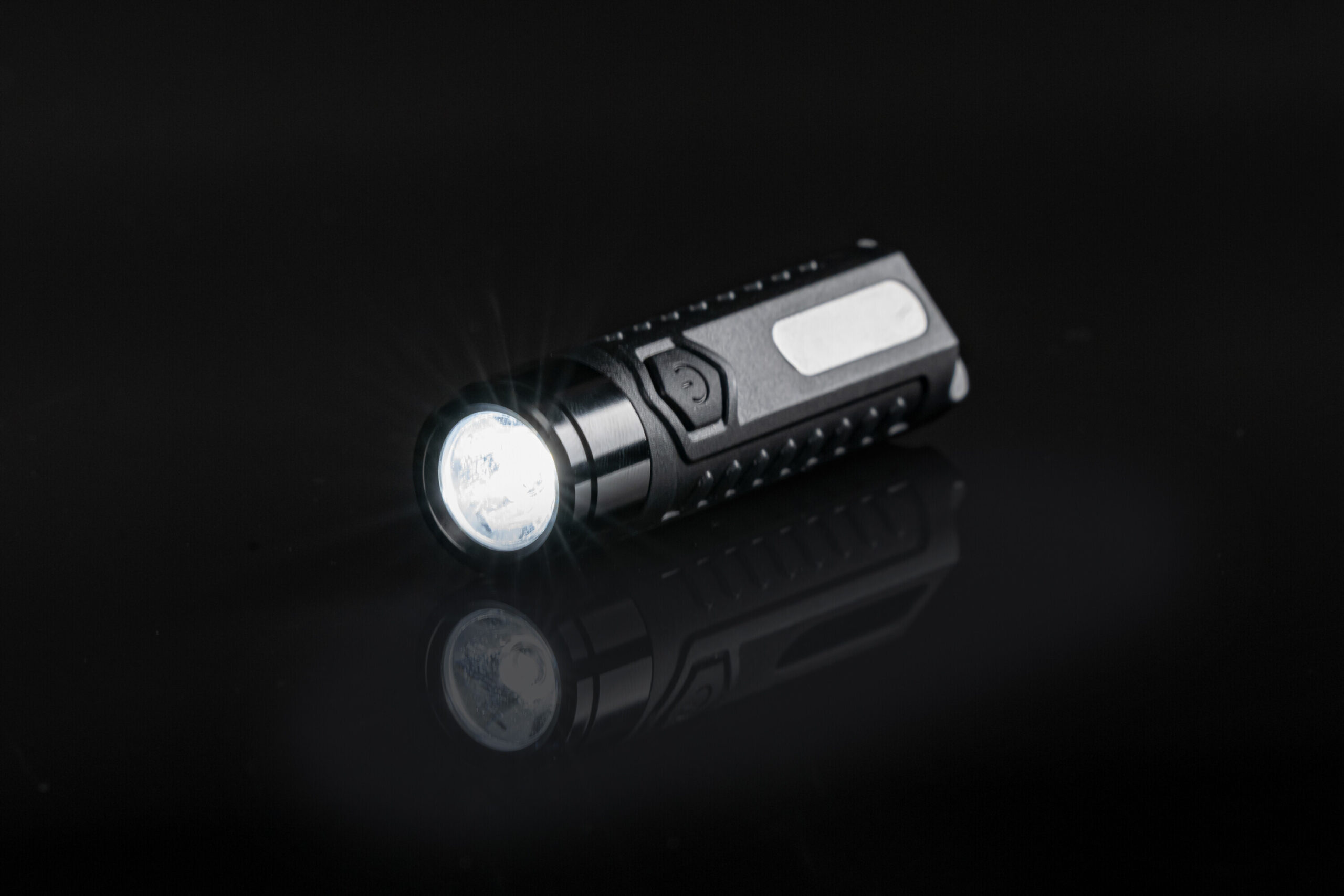 OptiTag Torch, torcia portachiavi con localizzatore integrato 10 OptiTag Torch, torcia portachiavi con localizzatore integrato - immagine 10