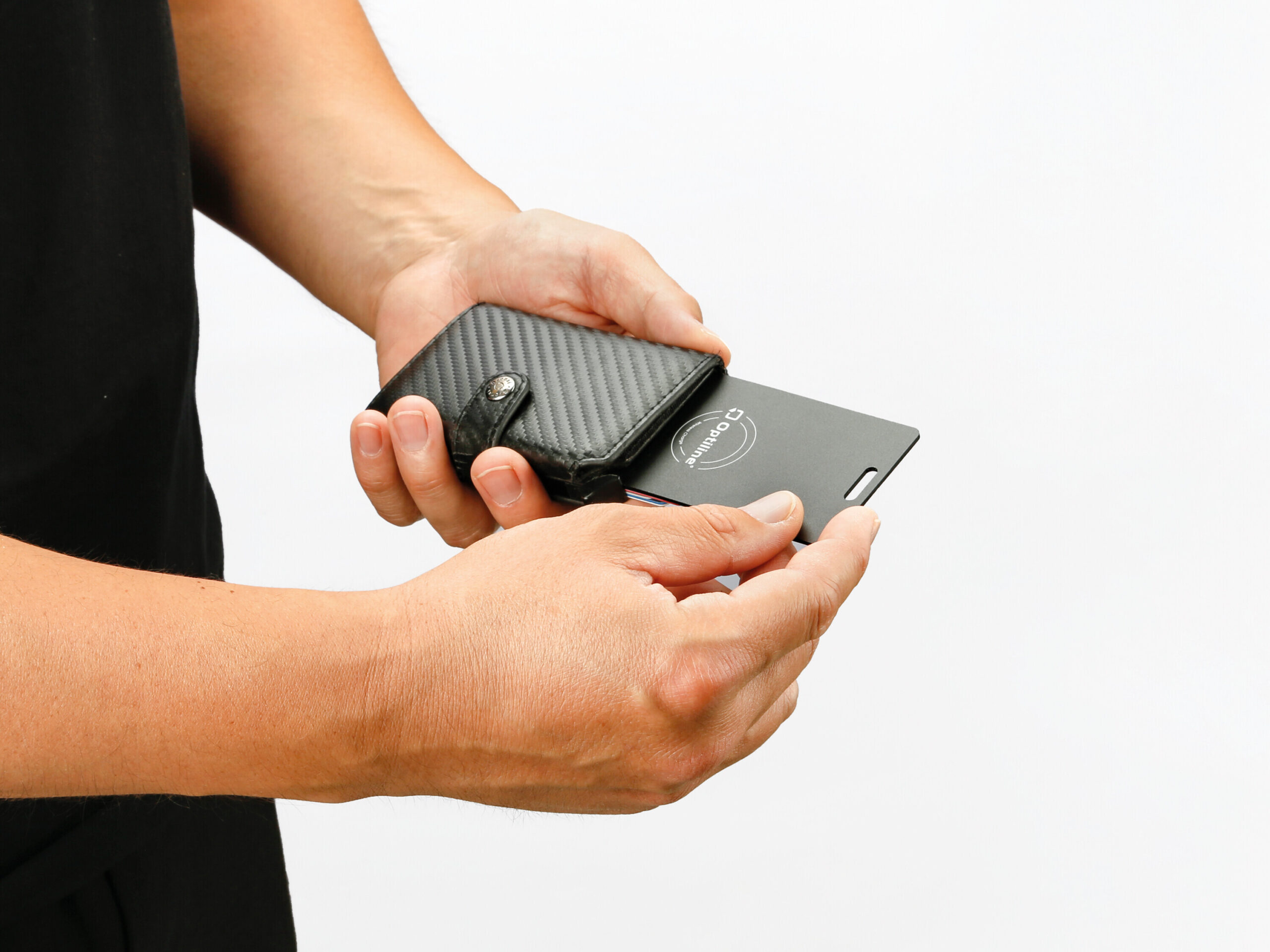 OptiTag Slim Card, tessera con localizzatore integrato 6 OptiTag Slim Card, tessera con localizzatore integrato - immagine 7