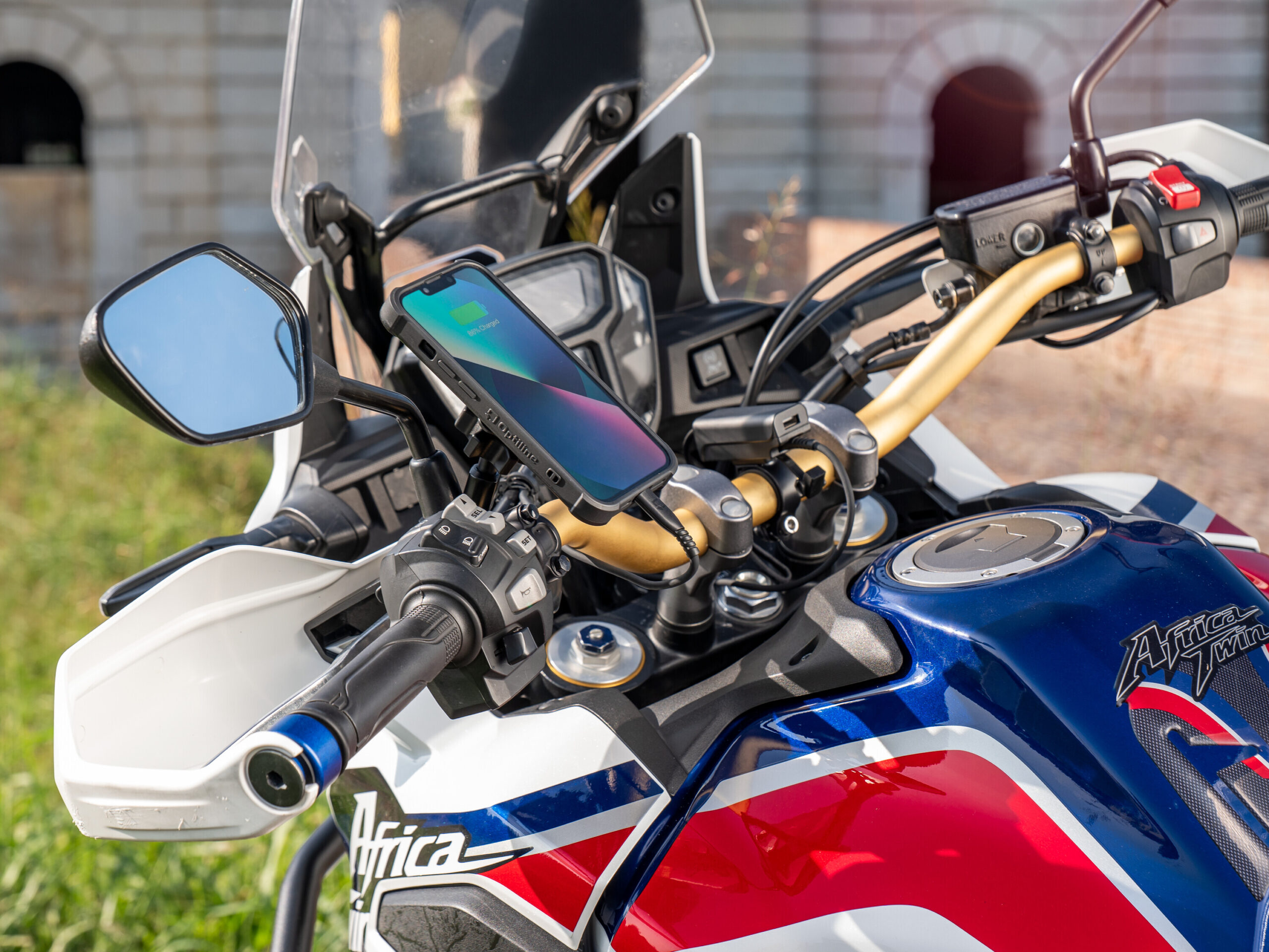 Trek X, Caricatore usb con doppia presa USB (USB A + USB C) resistente alla pioggia 13 Trek X, Caricatore usb con doppia presa USB (USB A + USB C) resistente alla pioggia - immagine 13