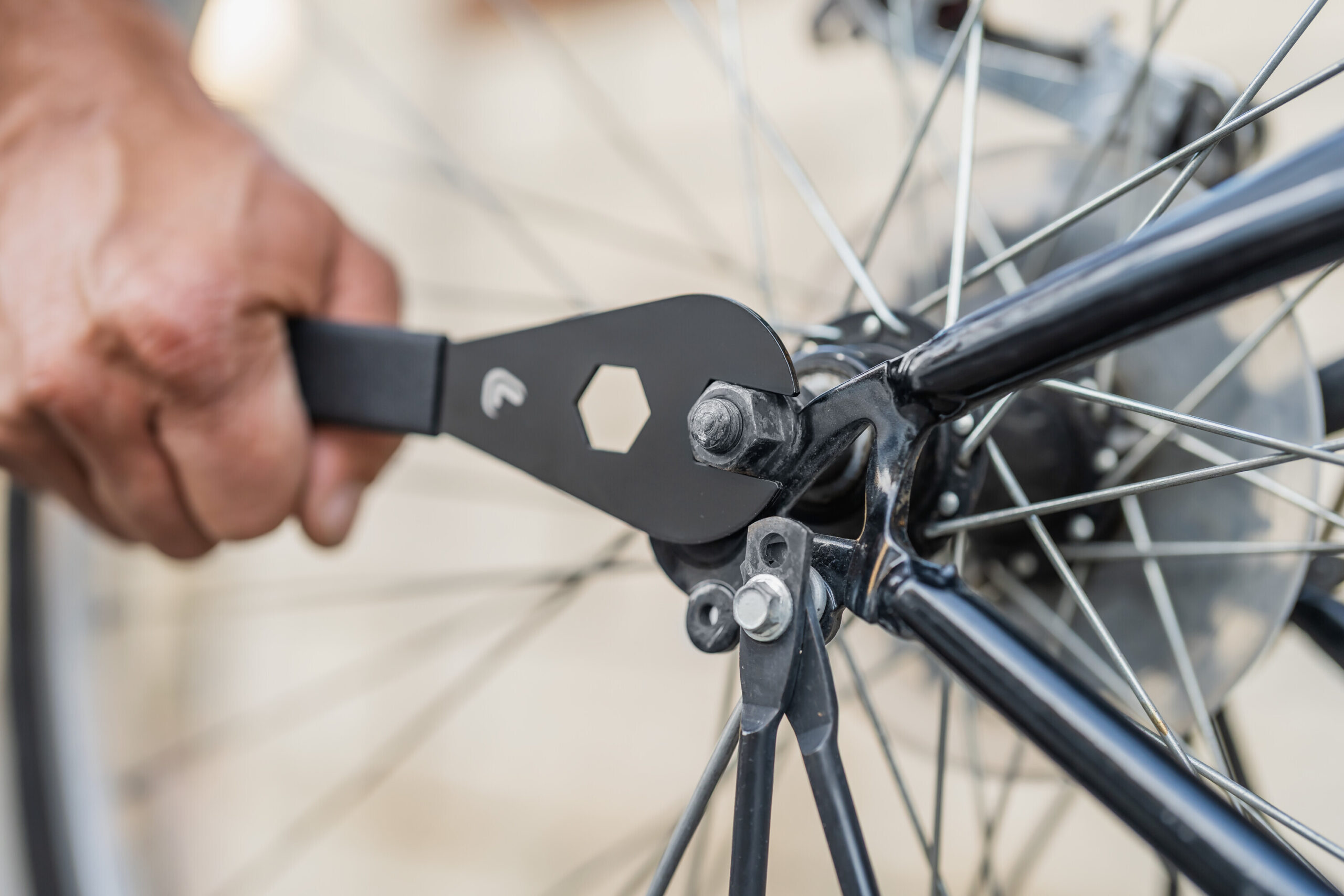 Chiave per mozzo ruota - 15 mm - immagine 7