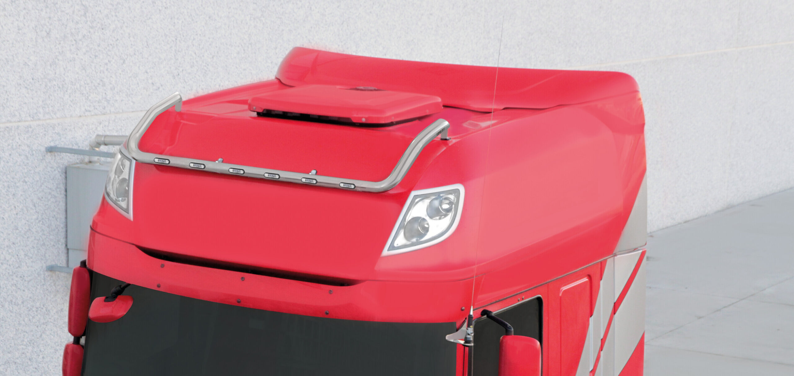 Barra portafari per tetto - Type 2 - compatibile per Daf XF 105 (02/04>12/14) SuperSpace - Daf XF 106 (10/12>05/21) SuperSpace - immagine 2