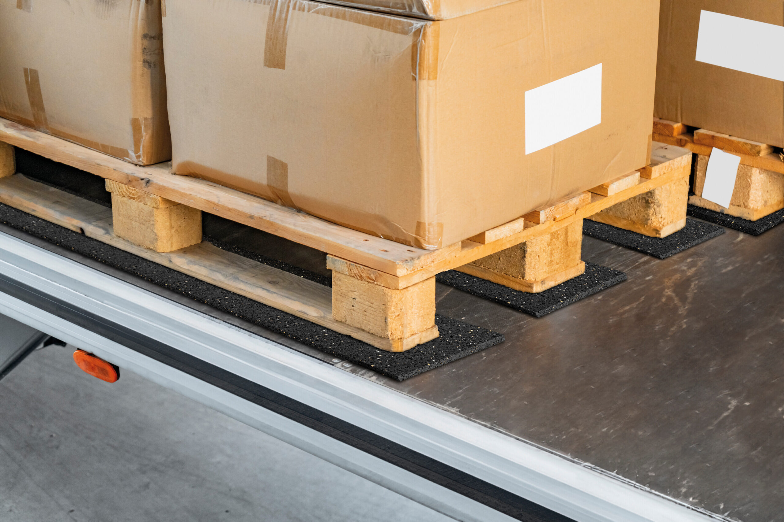 Tappeto anti scivolo - 15x500 cm - H 8 mm - 1000 g/m3 - immagine 2