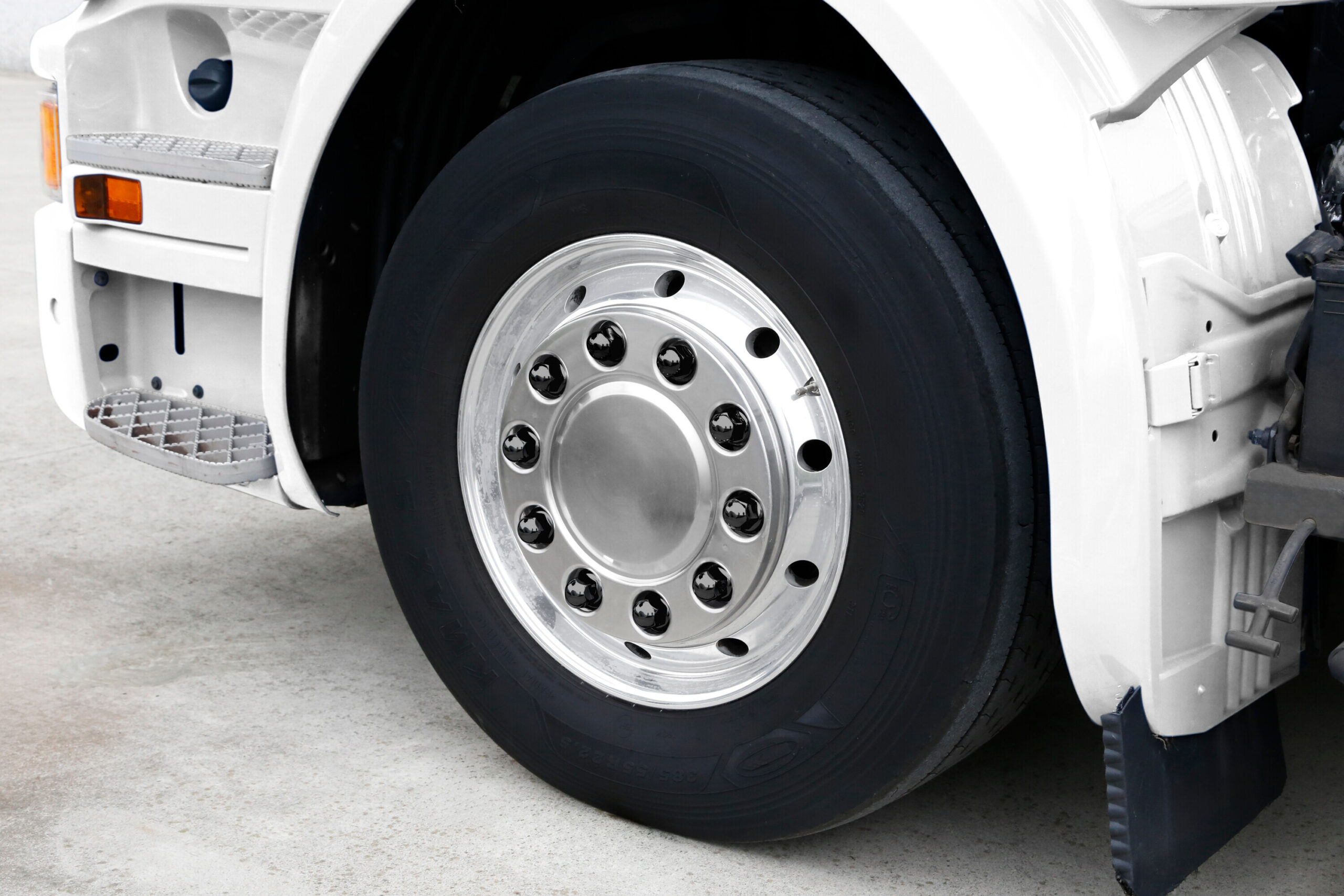 Dome, Set 40 copribulloni testa tonda in acciaio inox - Ø 32 mm - Nero - immagine 3