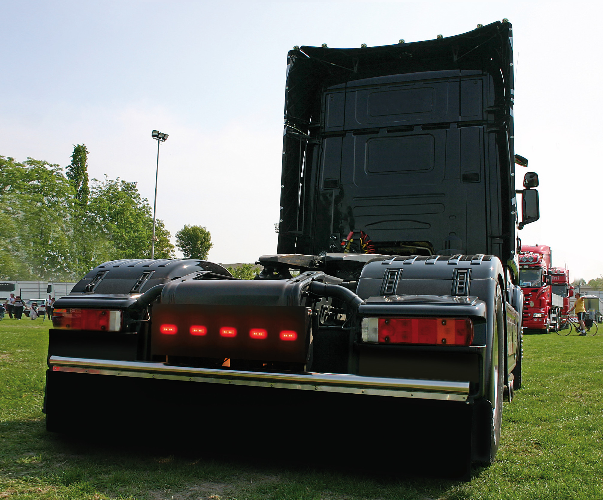 Luce ingombro - 4 Led - 24V - Rosso 3 Luce ingombro - 4 Led - 24V - Rosso - immagine 3