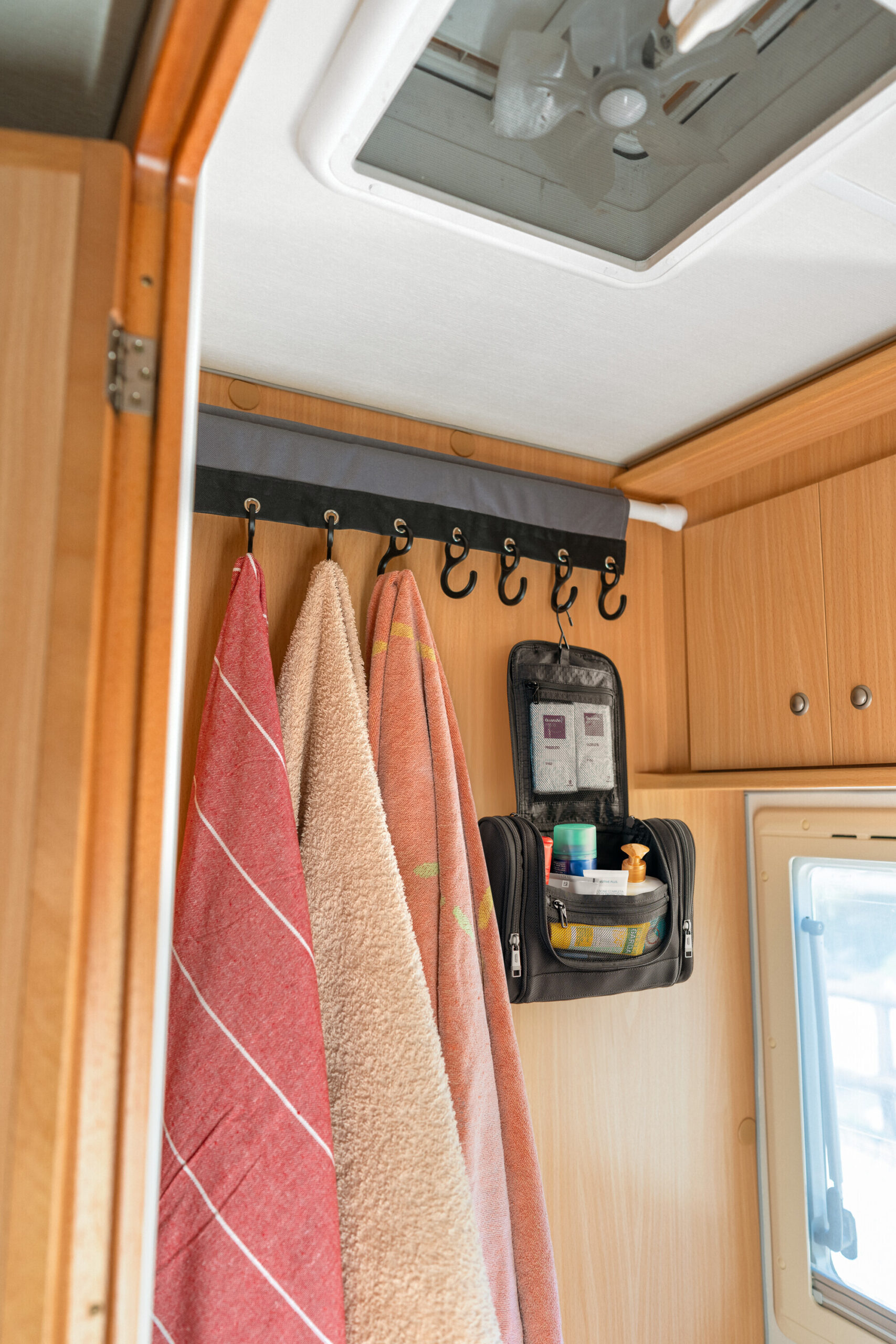 MB-01 Organizer, Beauty case da viaggio appendibile 8 MB-01 Organizer, Beauty case da viaggio appendibile - immagine 8