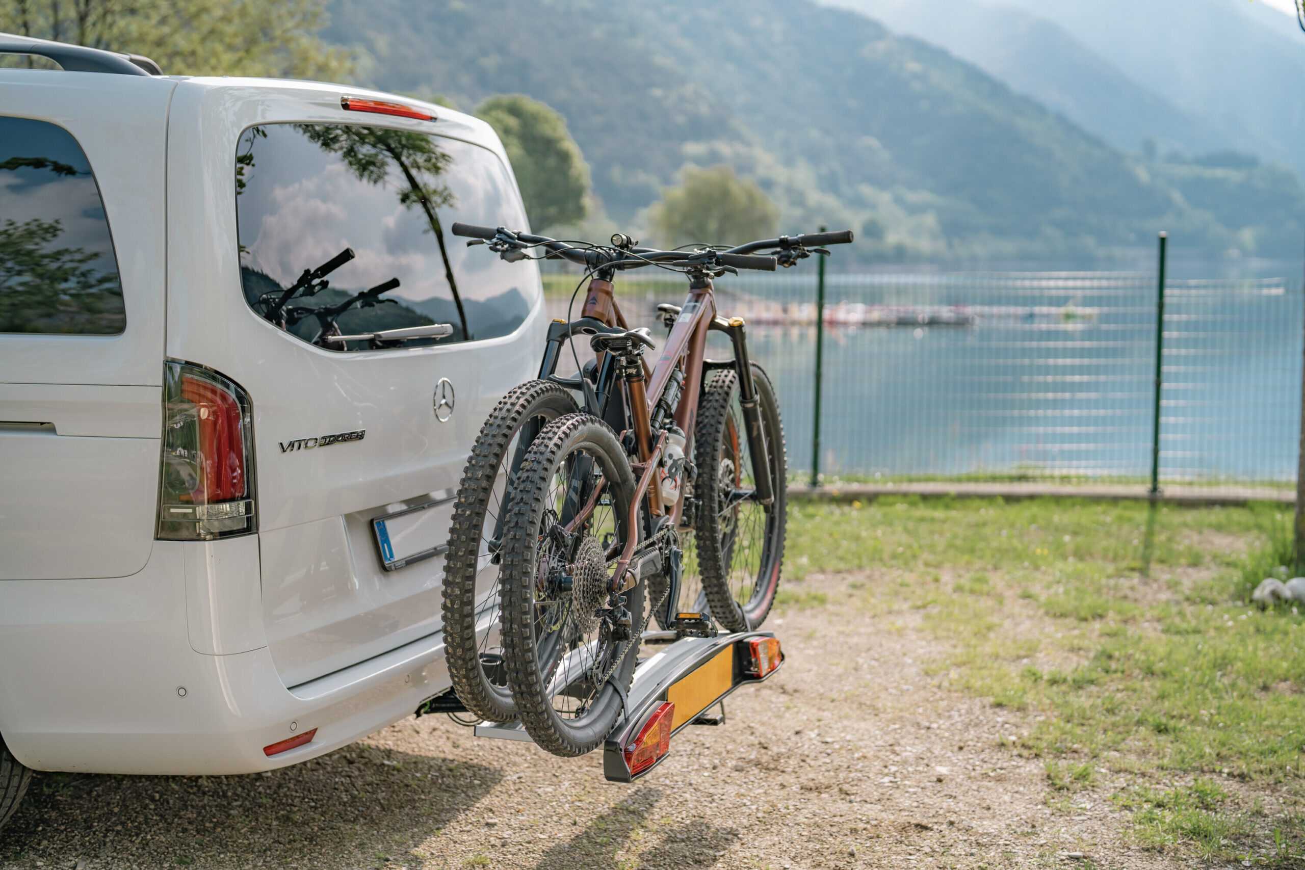 Wave 2, portabiciclette per gancio traino - 2 bici - immagine 8