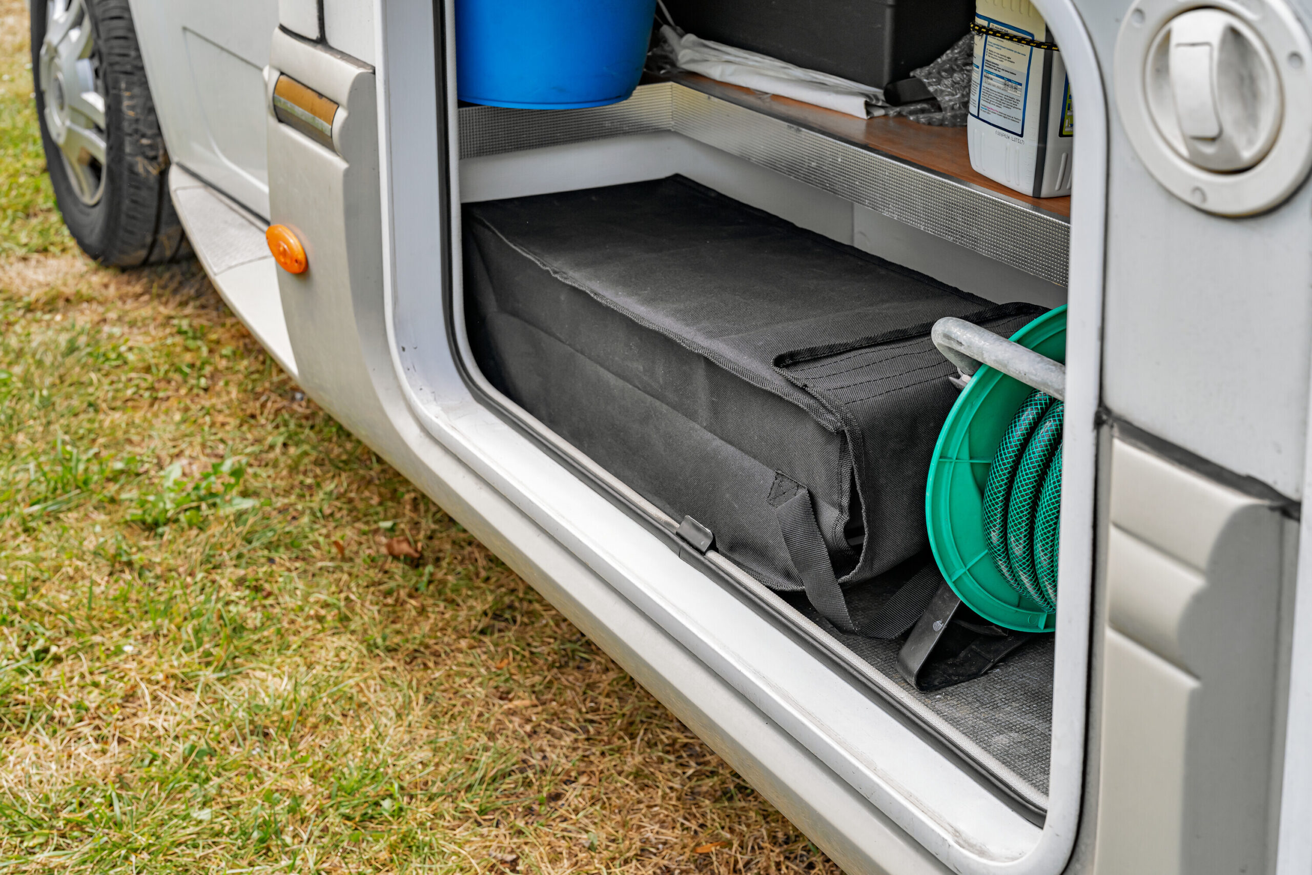 Coppia cunei livellatori e di stazionamento 7 Coppia cunei livellatori e di stazionamento - immagine 7