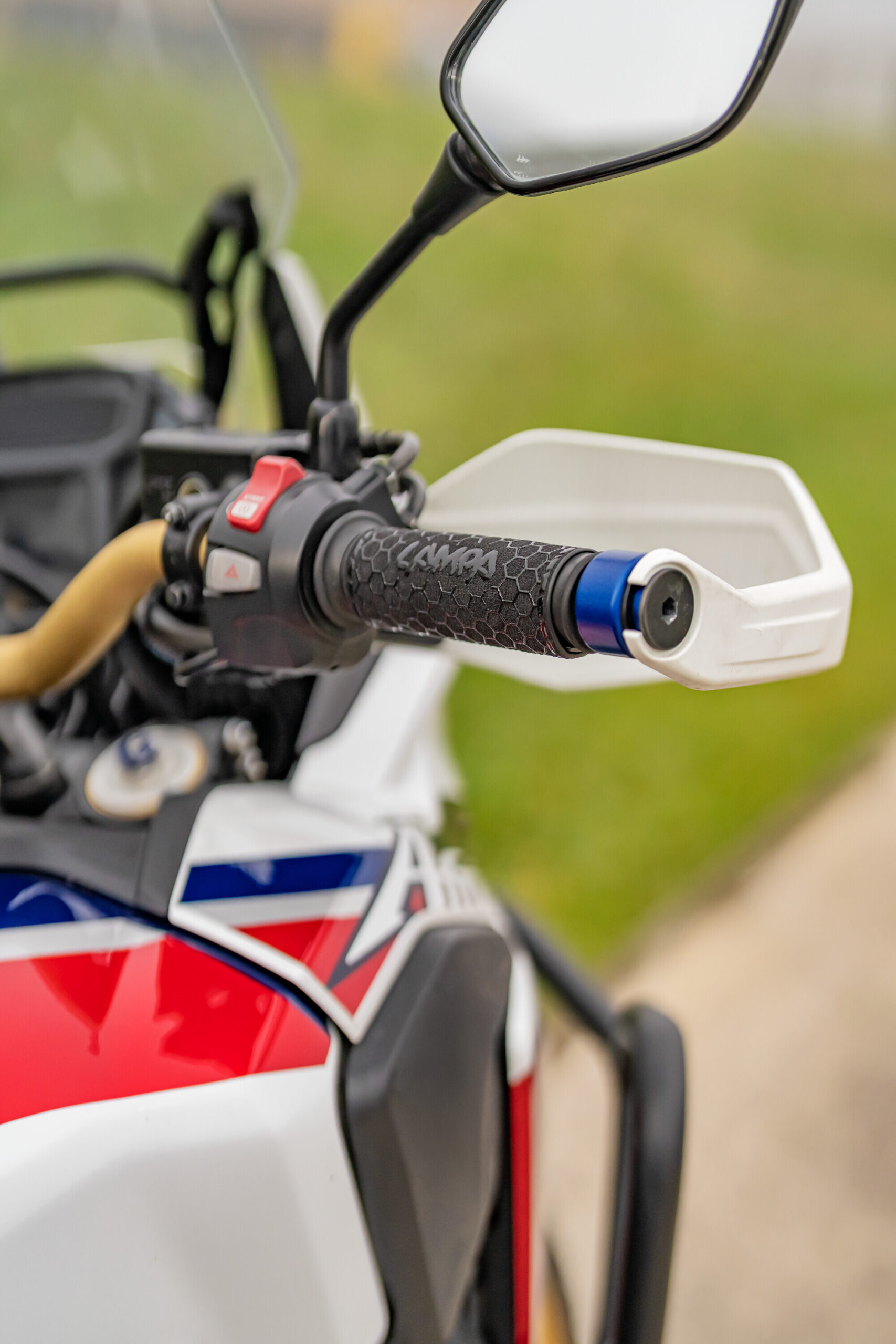 Manopole riscaldate con presa USB 5 Manopole riscaldate con presa USB - immagine 5