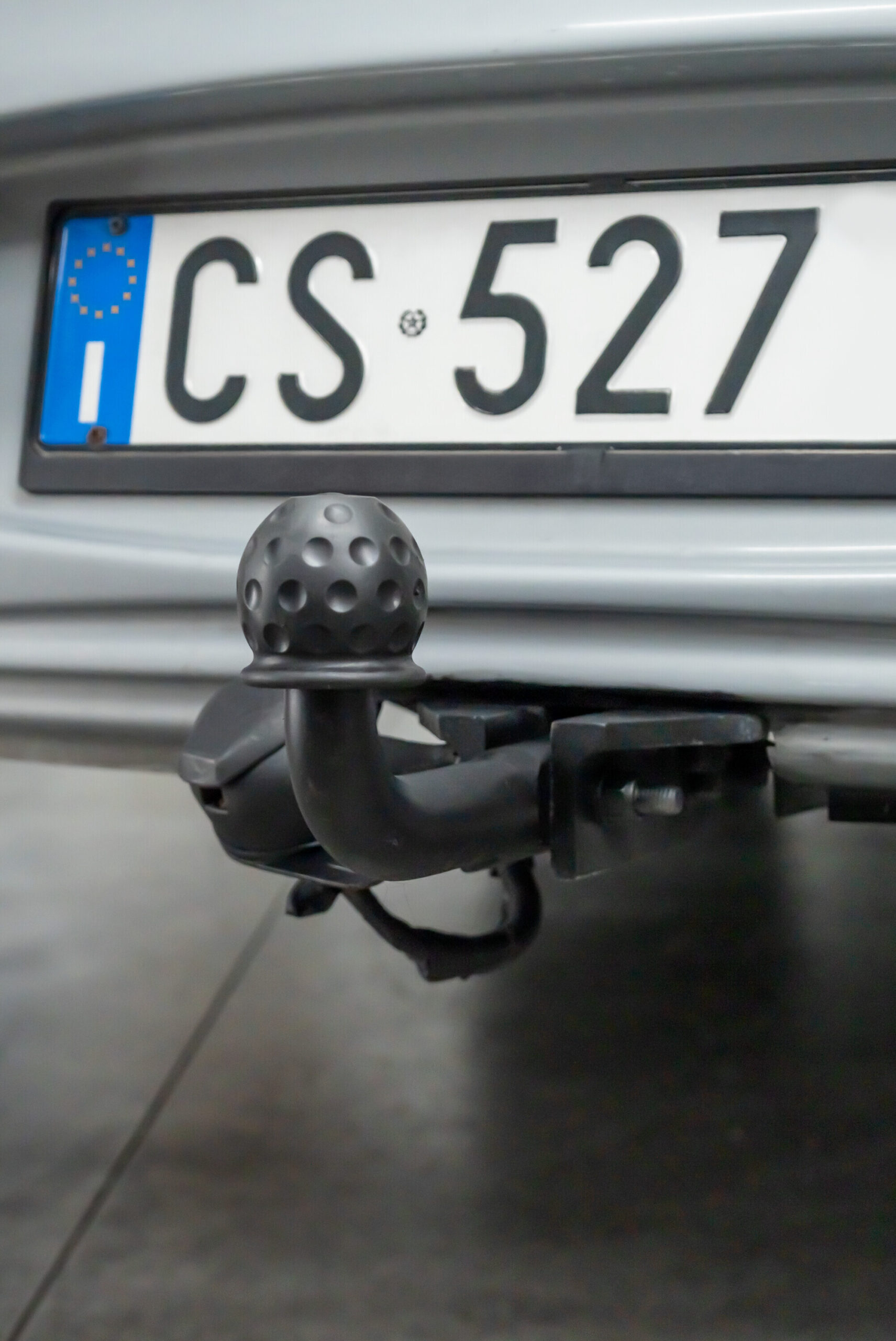 Copertura gancio traino 4 Copertura gancio traino - immagine 4