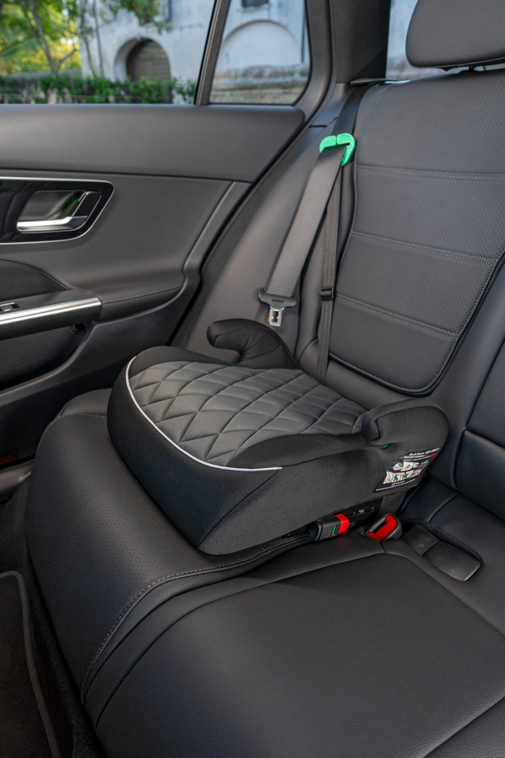 HF06, Rialzo compatibile i-Size con Isofix 3 HF06, Rialzo compatibile i-Size con Isofix - immagine 3