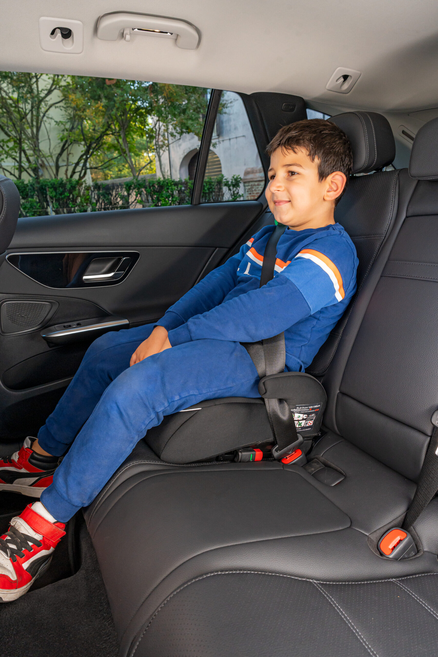 HF06, Rialzo compatibile i-Size con Isofix 8 HF06, Rialzo compatibile i-Size con Isofix - immagine 8