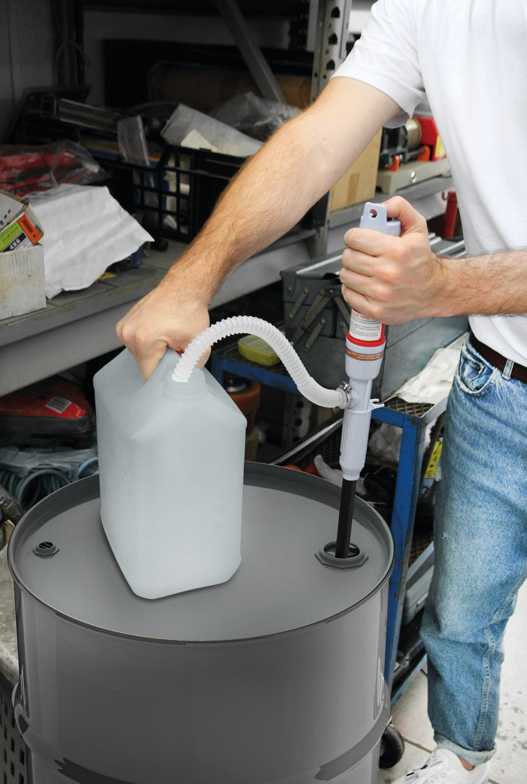 Pompa a batteria per travaso liquidi - 6 L/min 6 Pompa a batteria per travaso liquidi - 6 L/min - immagine 6