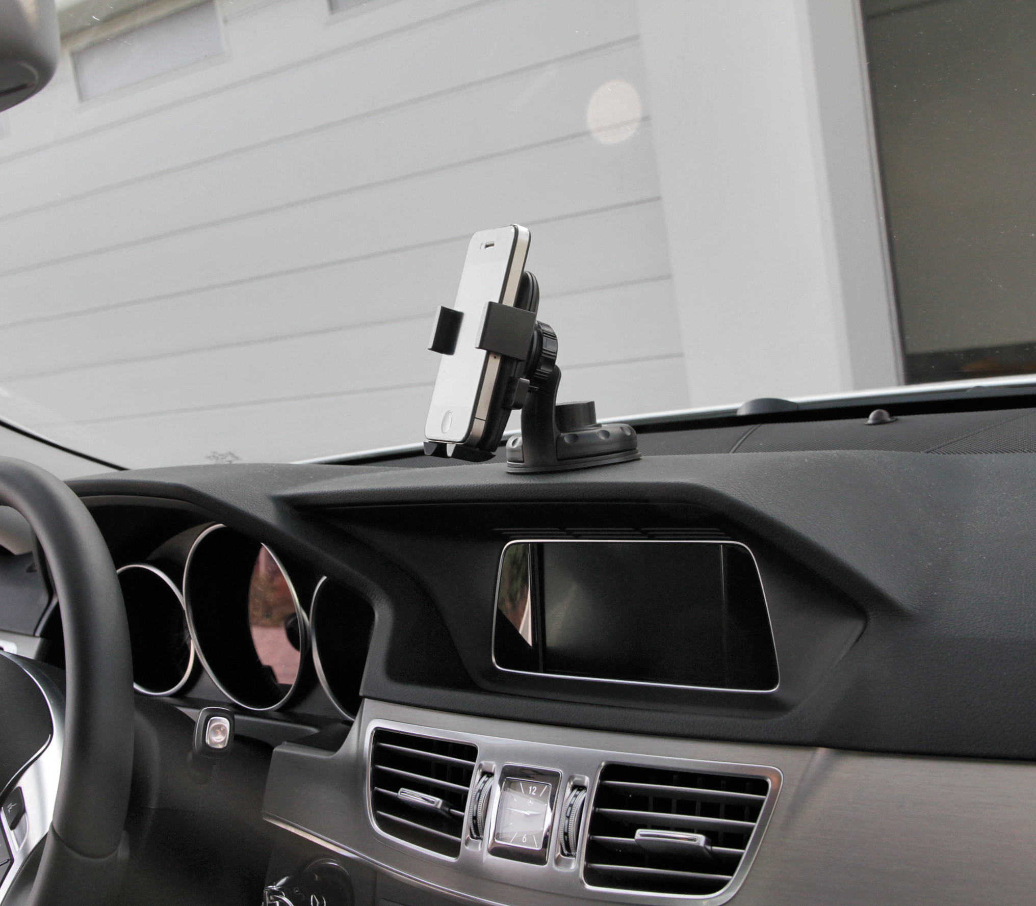 Easy-Lock, portatelefono con bloccaggio automatico 8 Easy-Lock, portatelefono con bloccaggio automatico - immagine 8