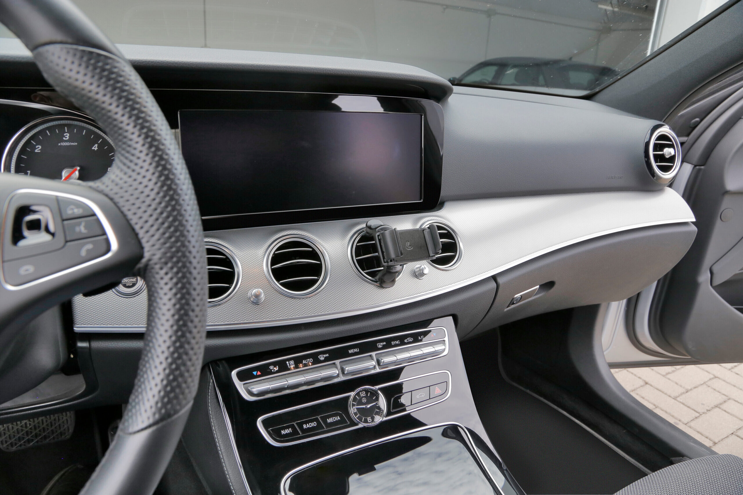 Snap Vent Pro, porta telefono per bocchette aerazione standard e rotonde 5 Snap Vent Pro, porta telefono per bocchette aerazione standard e rotonde - immagine 5