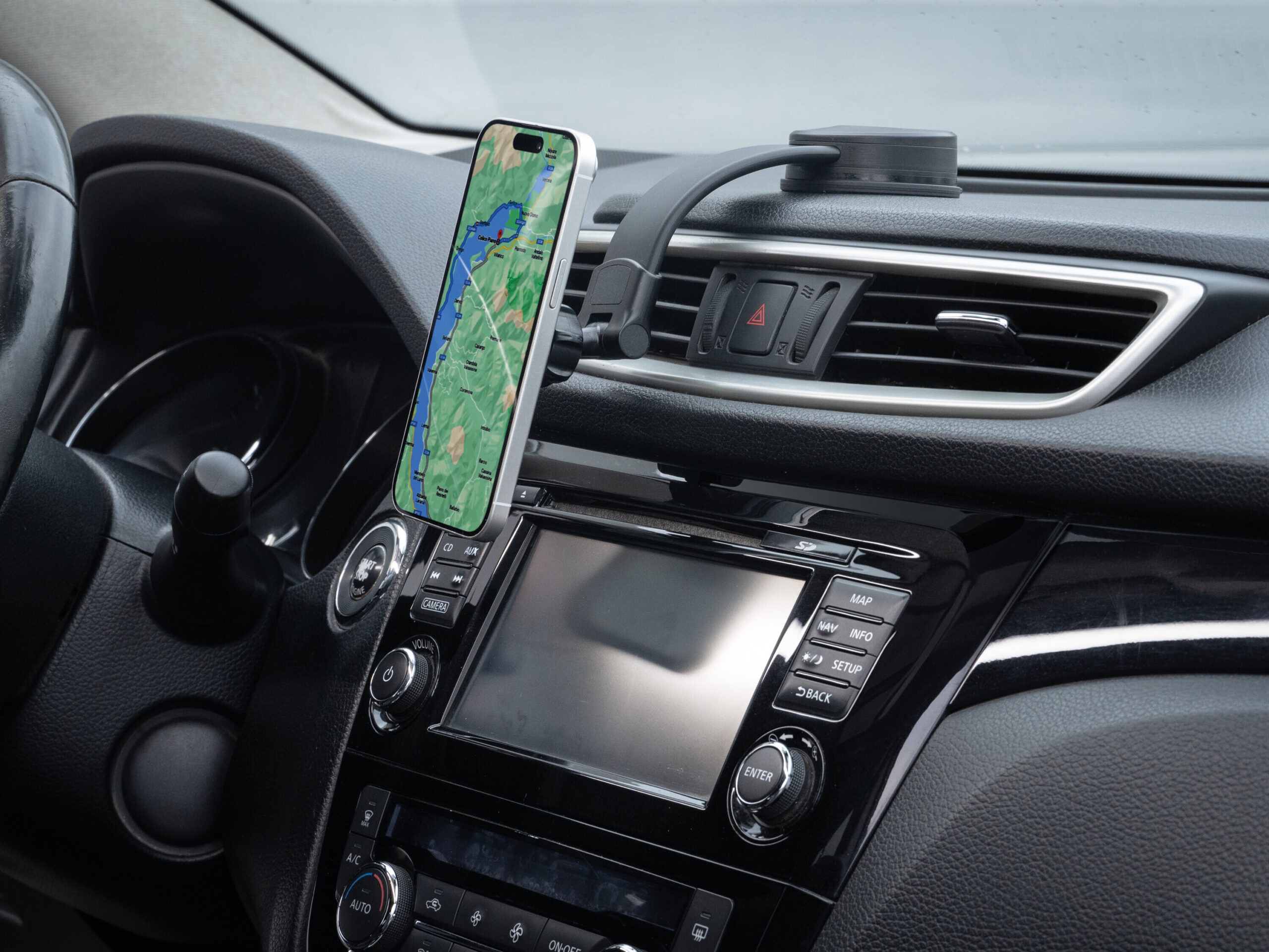 Magneto Flex, porta telefono magnetico con ventosa adesiva a basso profilo 4 Magneto Flex, porta telefono magnetico con ventosa adesiva a basso profilo - immagine 4