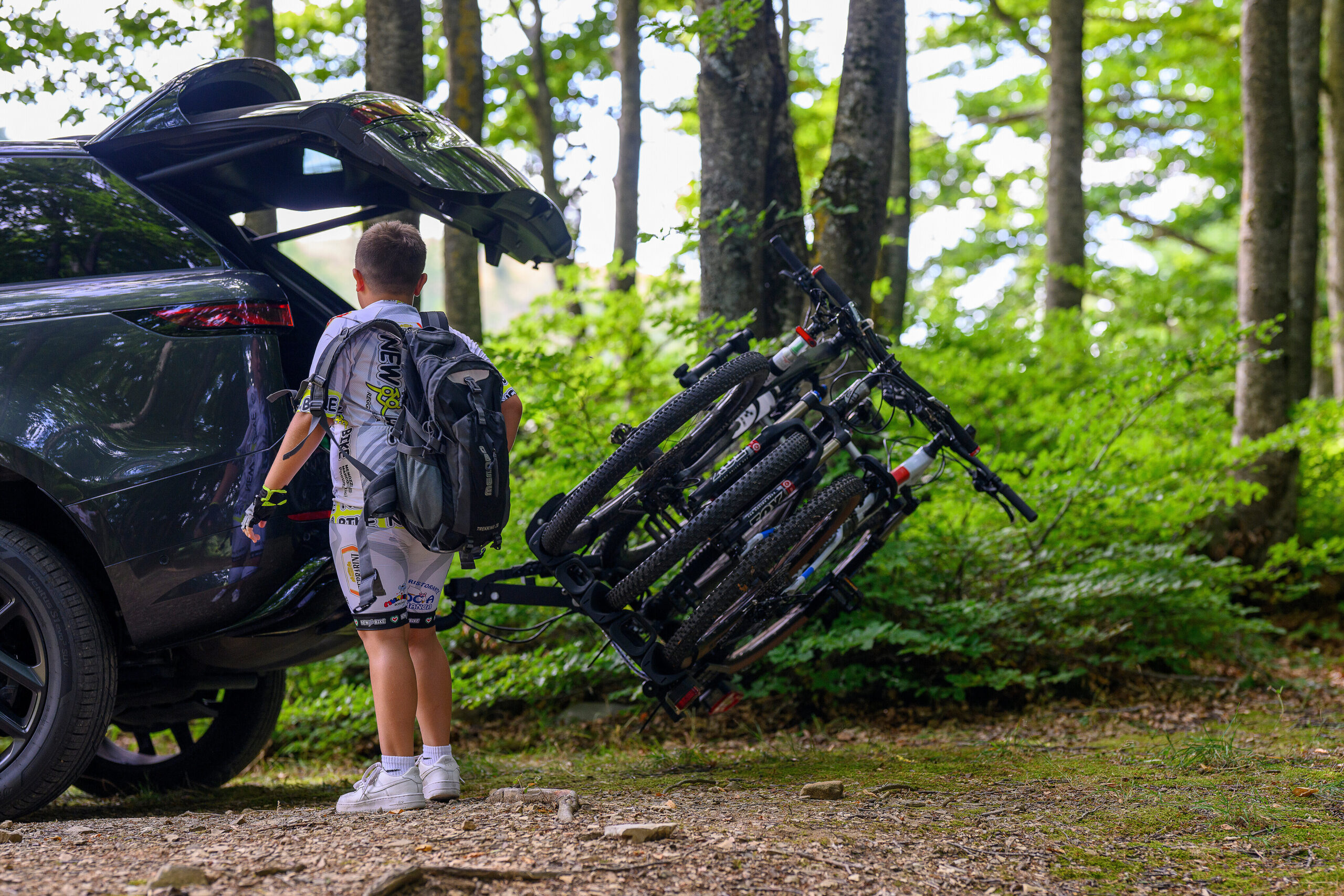 Orbit 3, portabiciclette per gancio traino - 3 bici 8 Orbit 3, portabiciclette per gancio traino - 3 bici - immagine 8